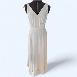 Betsey Johnson Elegant Cream/Ivory Shoulder Tie Dress